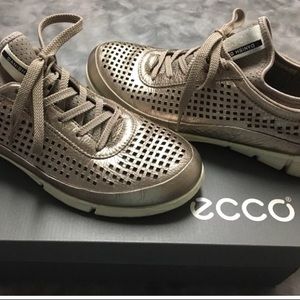 Ecco Intrinsic Women’s shoes